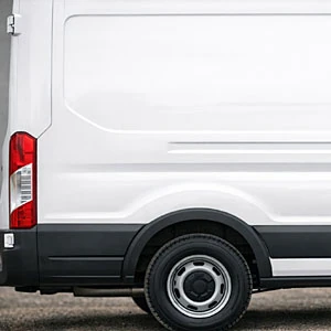 Doprava kancelářského nábytku zajišťující bezpečné a spolehlivé doručení vybavení do prostor zákazníka